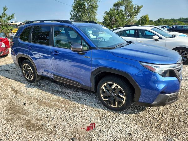 2025 SUBARU FORESTER Limited