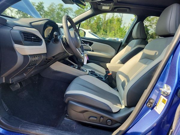 2025 SUBARU FORESTER Limited