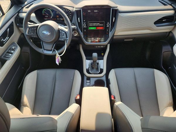 2025 SUBARU FORESTER Limited