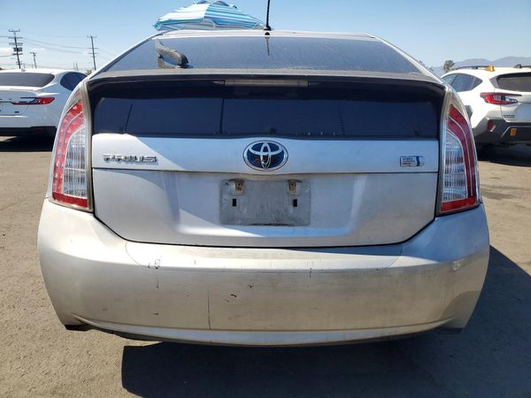 2013 TOYOTA PRIUS