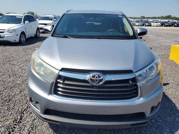 2015 TOYOTA HIGHLANDER
