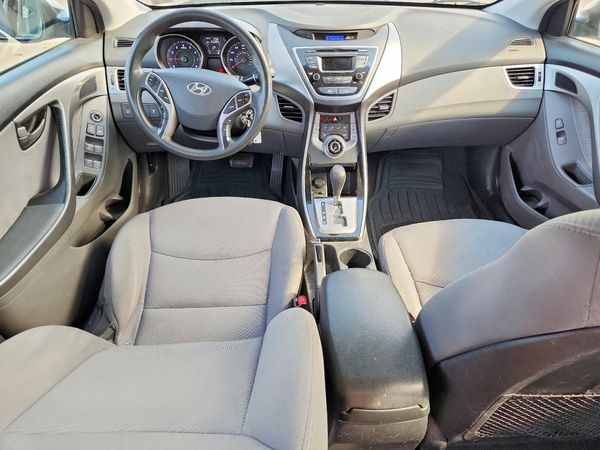 2013 HYUNDAI ELANTRA