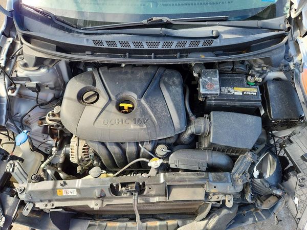 2013 HYUNDAI ELANTRA