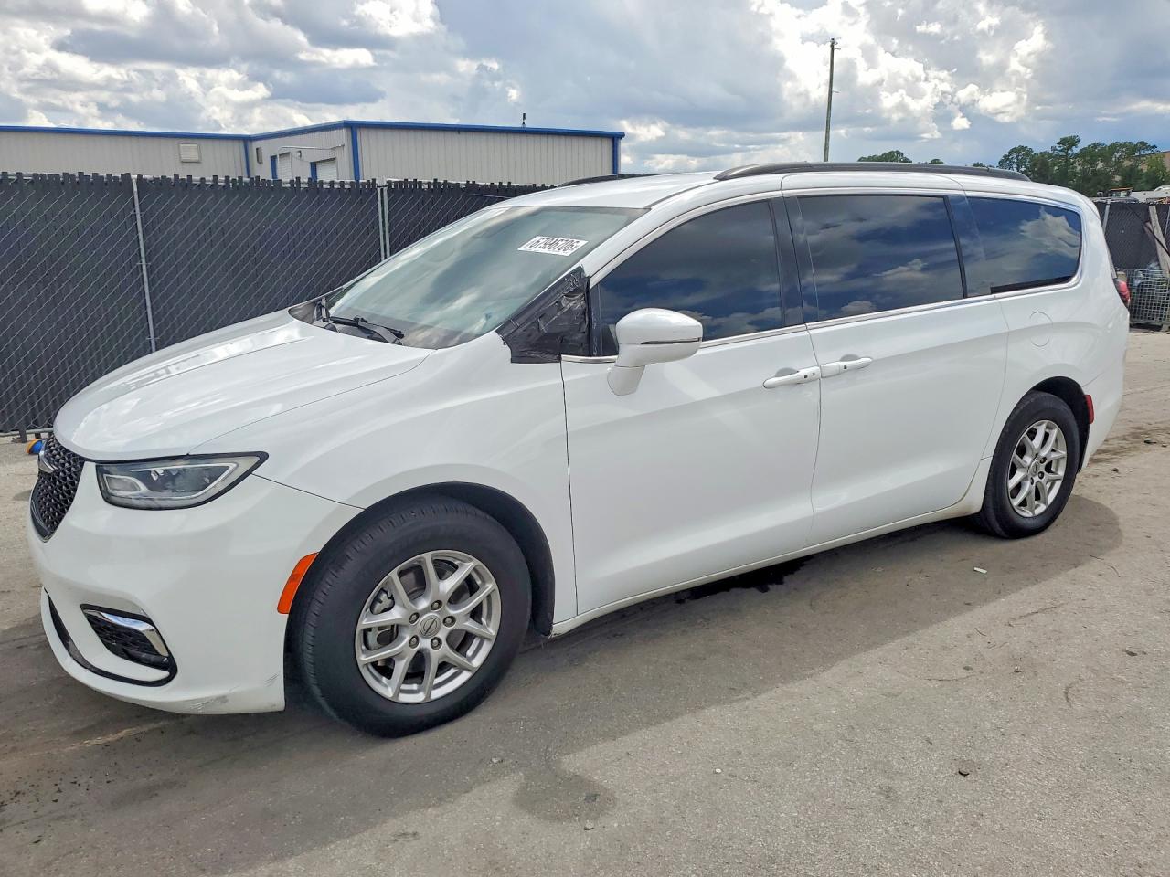 2022 CHRYSLER PACIFICA Touring L