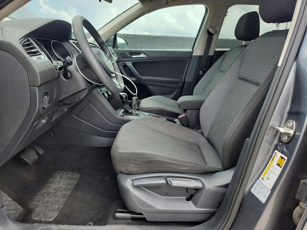 2019 VOLKSWAGEN TIGUAN S — DENT