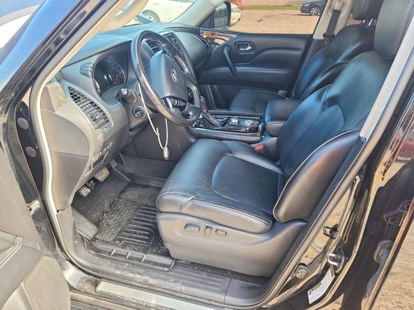 2021 INFINITI QX80 S — DENT