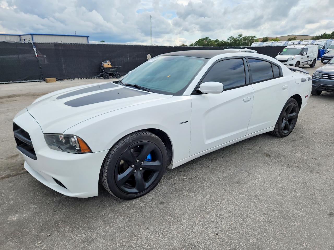 2013 DODGE CHARGER