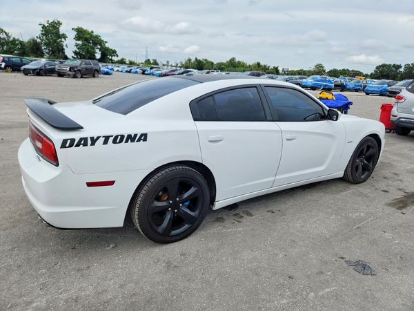 2013 DODGE CHARGER