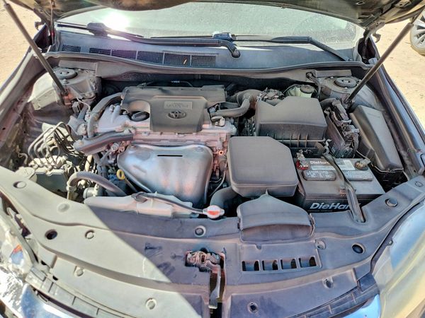 2016 TOYOTA CAMRY