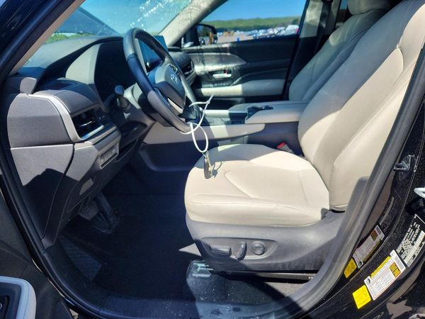2025 TOYOTA GRAND HIGHLANDER