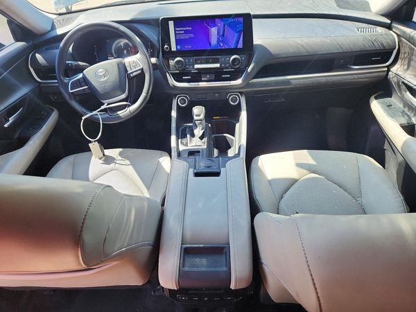2025 TOYOTA GRAND HIGHLANDER