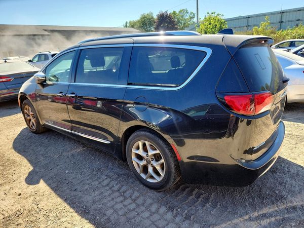 2018 CHRYSLER PACIFICA Limited — DSRA