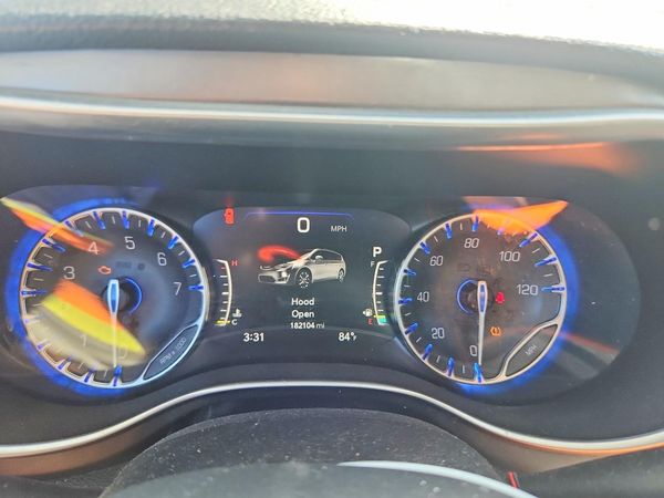 2018 CHRYSLER PACIFICA Limited — ODOM