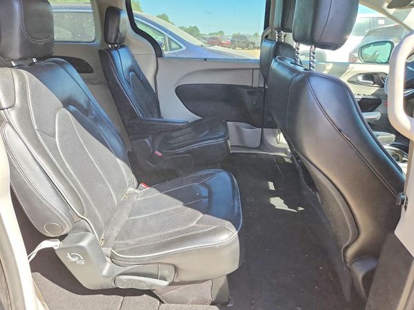 2018 CHRYSLER PACIFICA Limited — PSRS