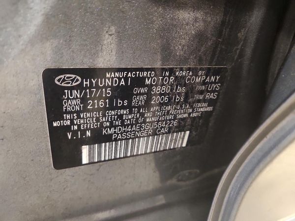 2016 HYUNDAI ELANTRA