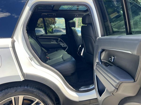 2023 LAND ROVER RANGE ROVER