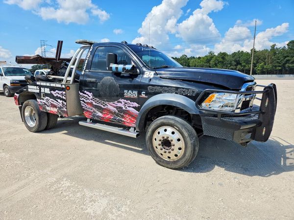 2015 RAM 4500 REG CAB CHASSIS