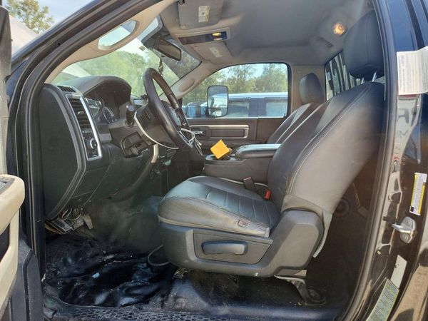 2015 RAM 4500 REG CAB CHASSIS
