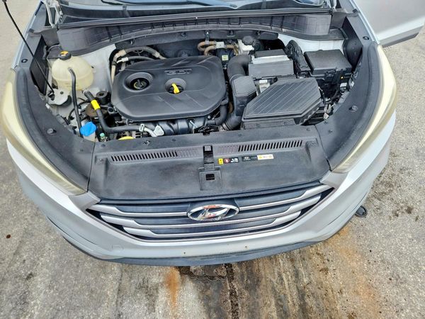 2018 HYUNDAI TUCSON SE Standard
