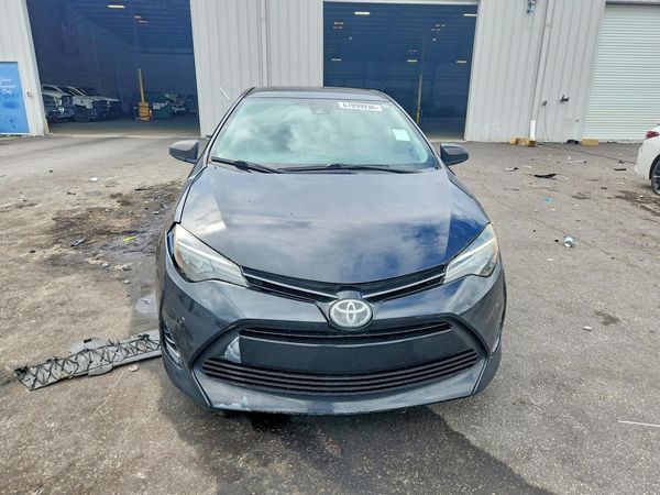 2017 TOYOTA COROLLA