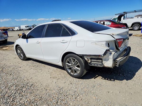 2015 TOYOTA CAMRY