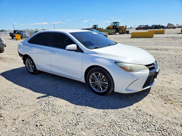 2015 TOYOTA CAMRY