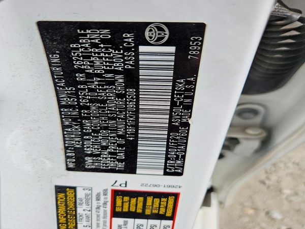 2015 TOYOTA CAMRY