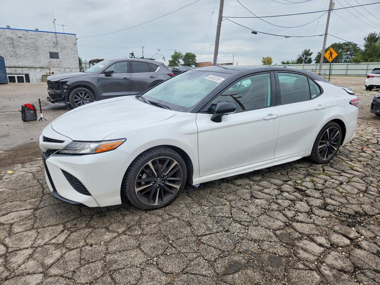 2019 TOYOTA CAMRY XSE