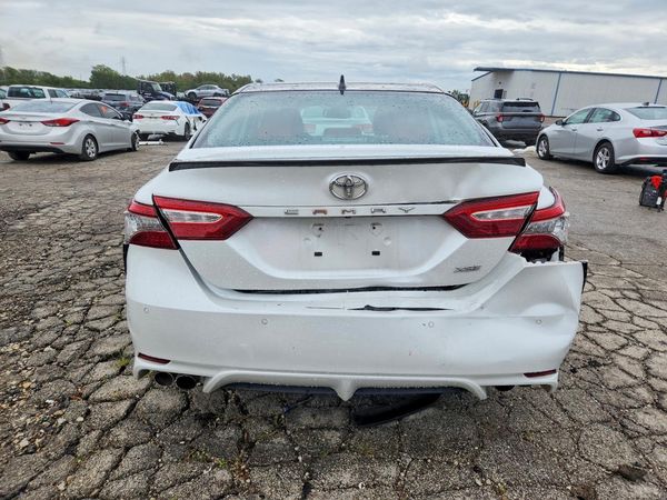 2019 TOYOTA CAMRY XSE