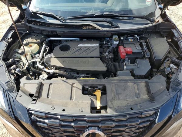 2023 NISSAN ROGUE SV — Engine bay