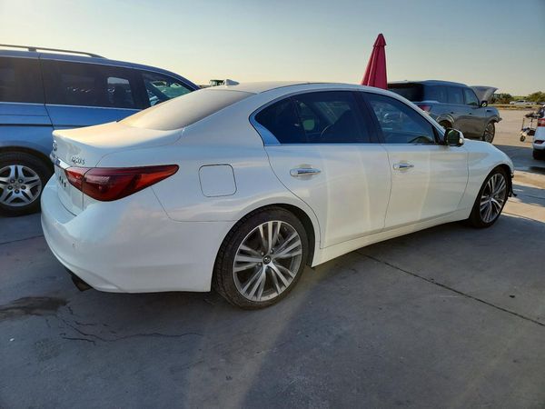 2018 INFINITI Q50