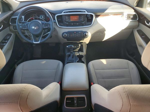 2017 KIA SORENTO