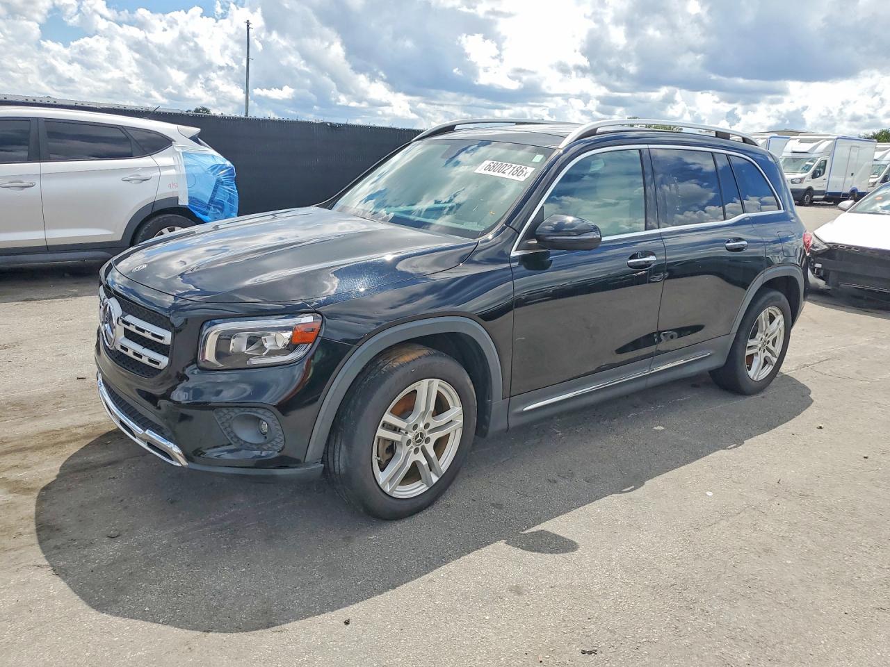 2021 MERCEDES-BENZ GLB-CLASS GLB250-4M — Front 3/4