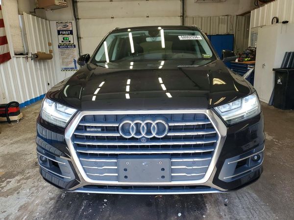 2017 AUDI Q7