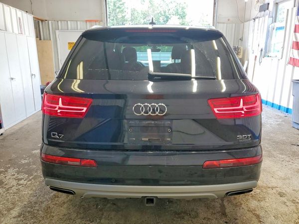 2017 AUDI Q7