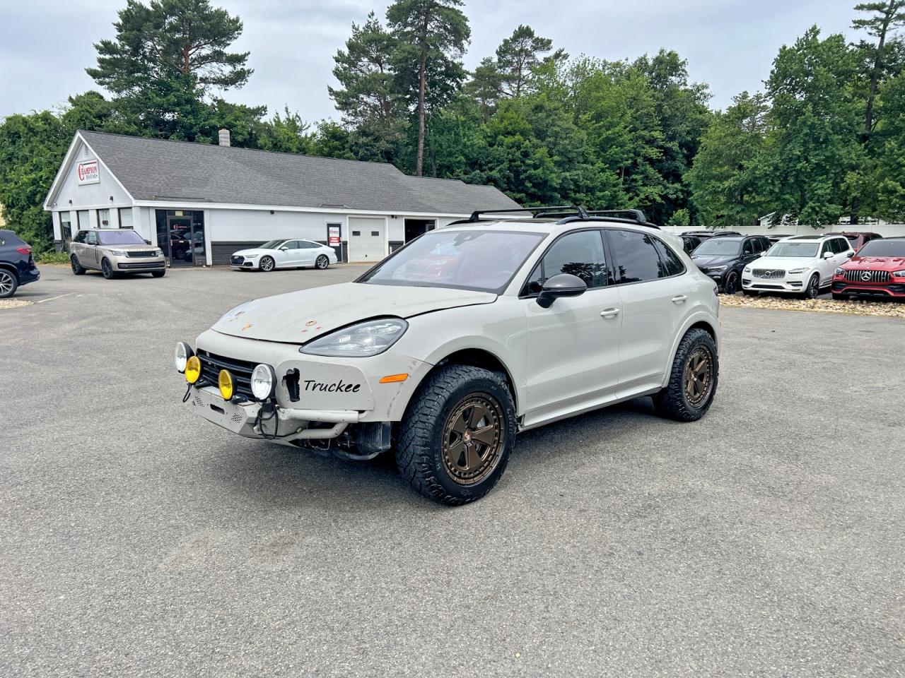 2021 PORSCHE CAYENNE