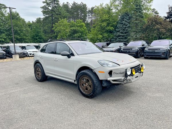 2021 PORSCHE CAYENNE