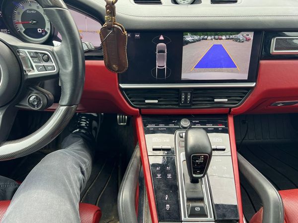 2021 PORSCHE CAYENNE
