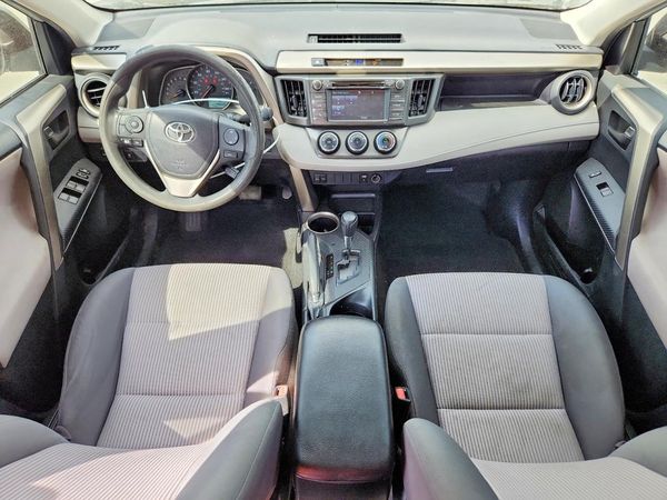 2015 TOYOTA RAV4 LE (X Grade)