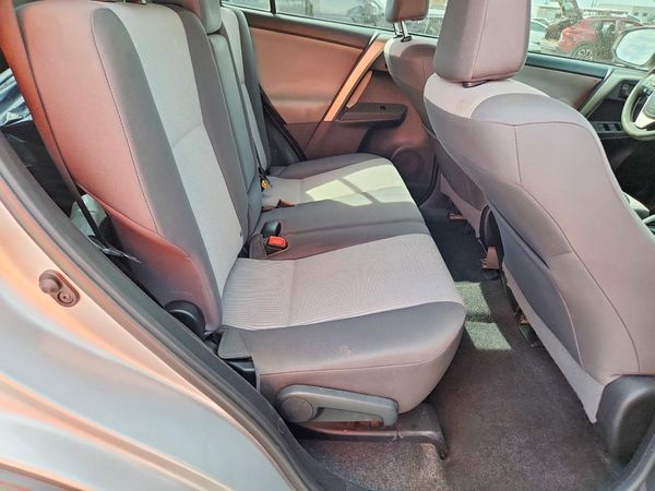 2015 TOYOTA RAV4 LE (X Grade)