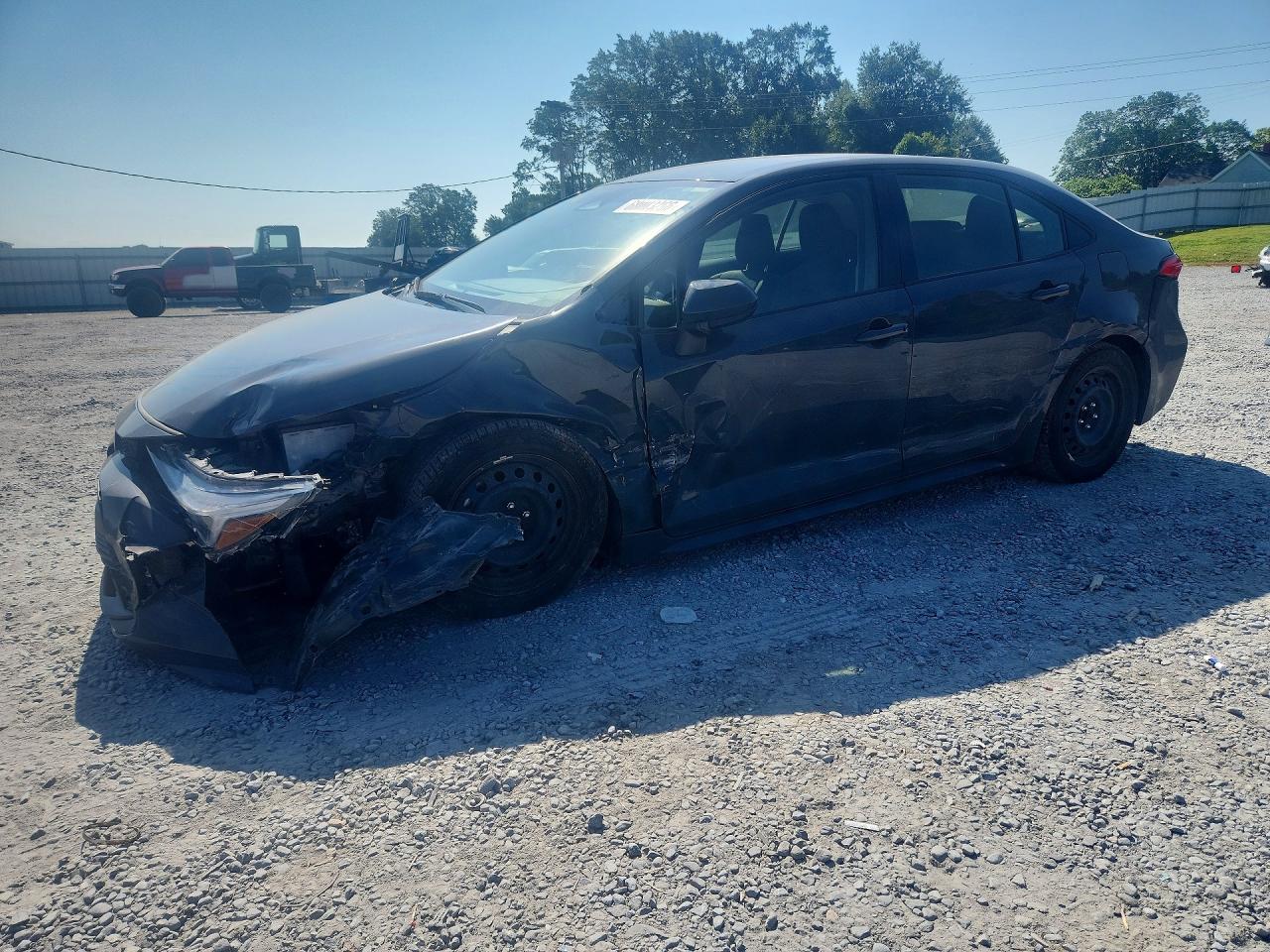 2025 TOYOTA COROLLA LE, XLE, SE — Front 3/4