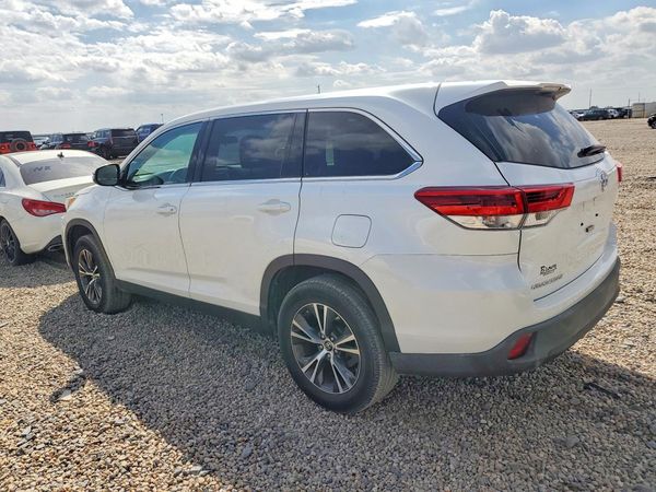 2019 TOYOTA HIGHLANDER LE/LE Plus
