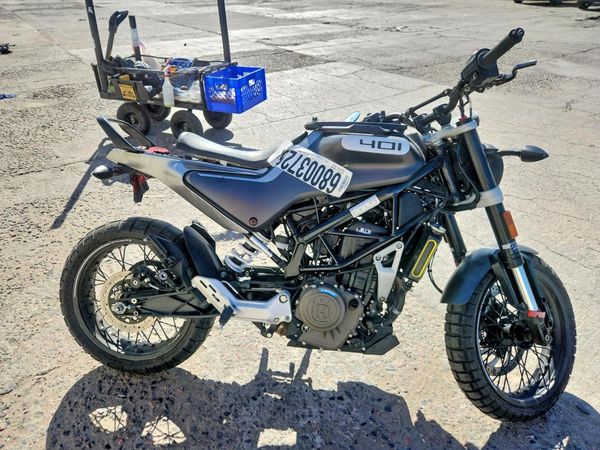 2021 HUSQVARNA VITPILEN 401/SVARTPILEN 401