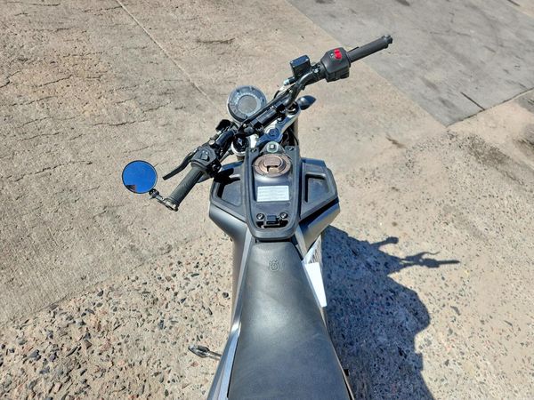 2021 HUSQVARNA VITPILEN 401/SVARTPILEN 401 — ARTF