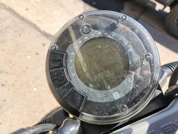 2021 HUSQVARNA VITPILEN 401/SVARTPILEN 401 — ODOM