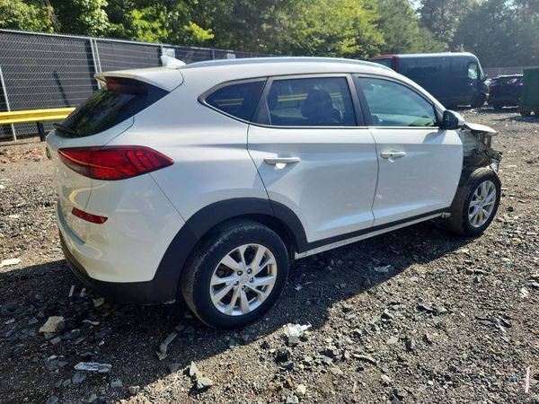 2019 HYUNDAI TUCSON