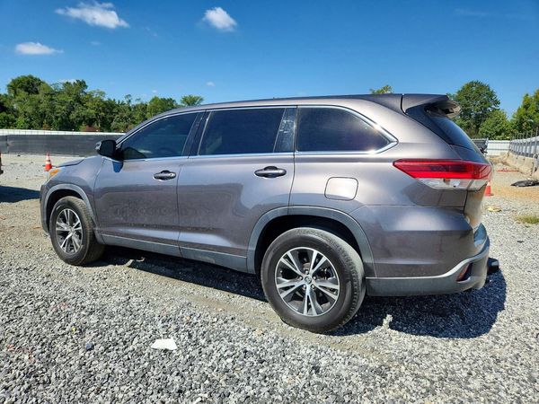 2019 TOYOTA HIGHLANDER LE/LE Plus