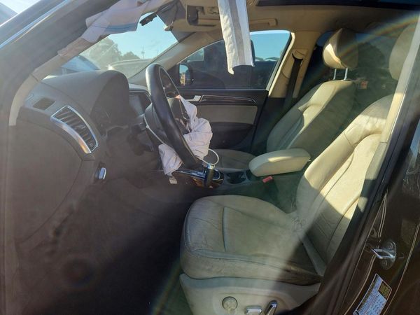 2013 AUDI Q5 Premium Plus — DENT