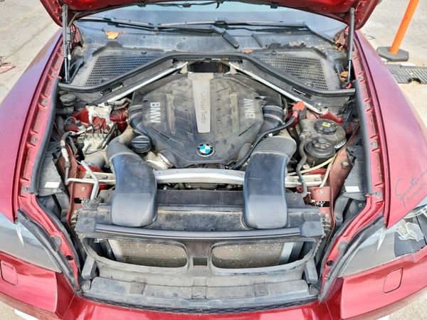 2012 BMW X6 xDrive50i