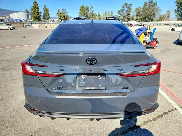 2025 TOYOTA CAMRY